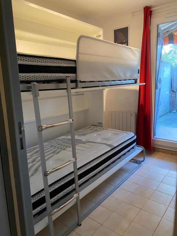 T2 Rez De Jardin 300M Plage De Beaucours Sanary Sur Mer מראה חיצוני תמונה
